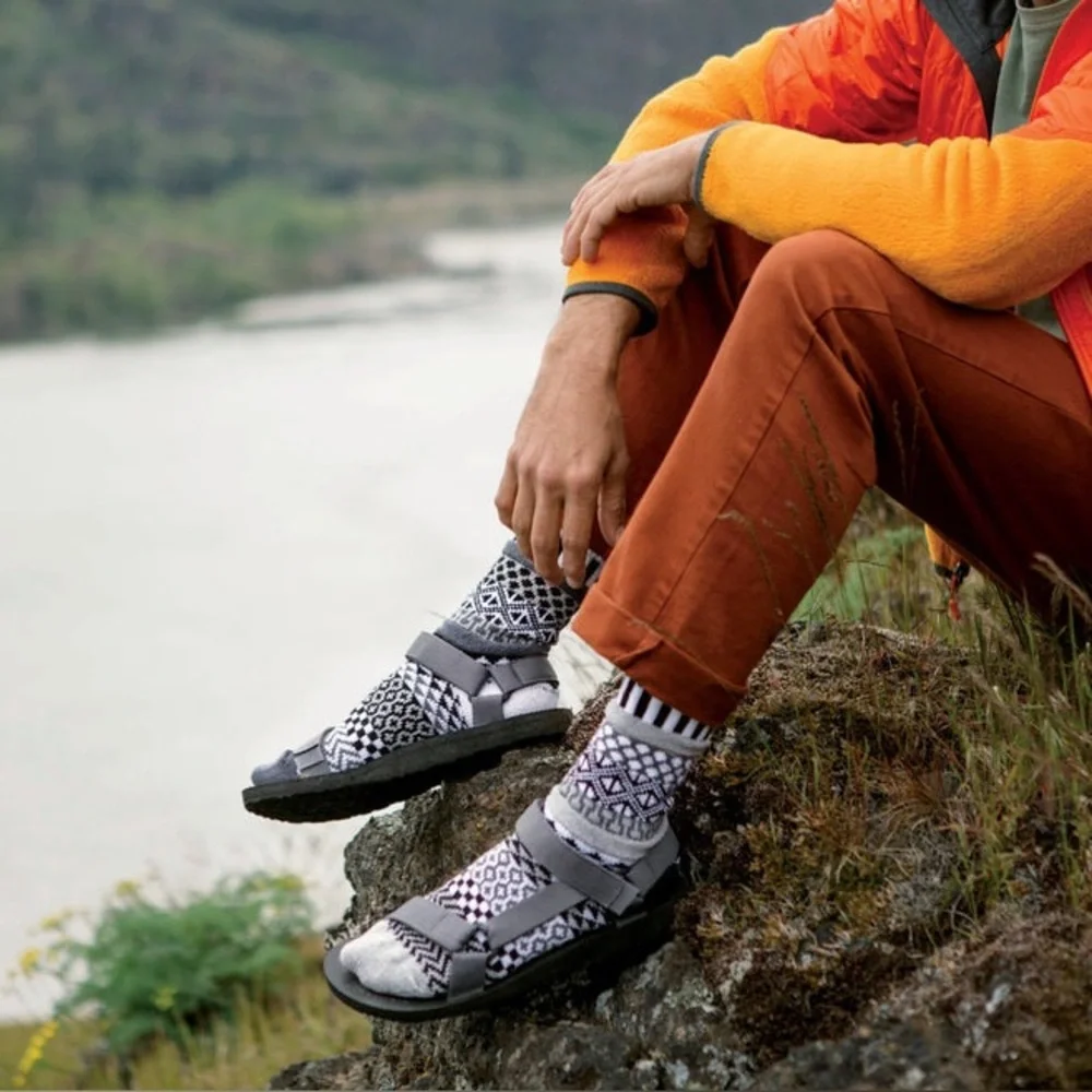 SOLMATE midnight crew socks